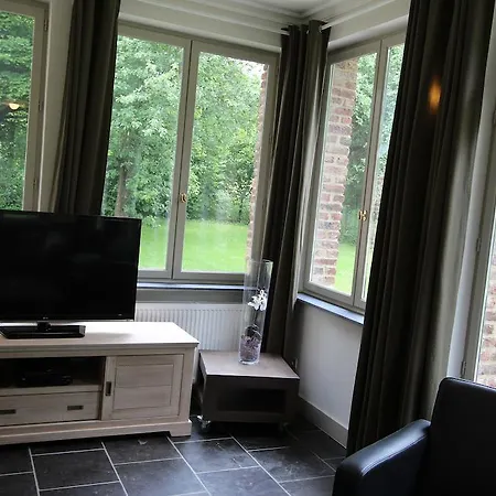 Villadelux Loretta * Marche-en-Famenne